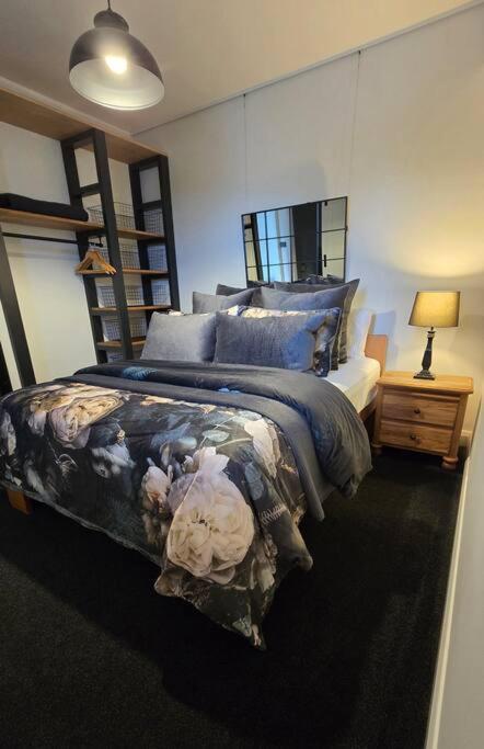 Apartment 5 - Haddin Court - Modern Loft Style ブレナム エクステリア 写真