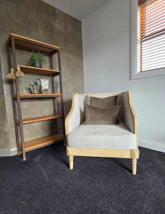 Apartment 5 - Haddin Court - Modern Loft Style ブレナム エクステリア 写真